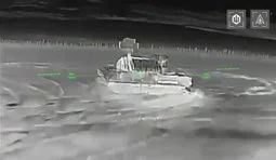 дрон атакует российский ЗРК