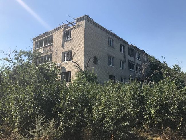 Жизнь в мертвых Песках под Донецком 02