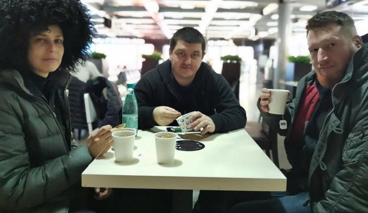 Фанатка "ДНР" Чичеріна запостила фото нібито з "Борисполя". Держприкордонслужба запевнила, що її там не було: "Це провокація". ФОТО