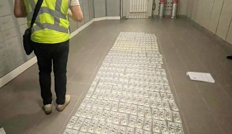 Обманули более 270 человек, пообещав трудоустройство за границей, - в Киеве будут судить мошенников. ФОТОрепортаж