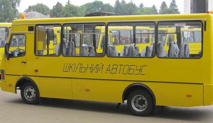 Кабмін виділив 2 мільярди на шкільні автобуси у 2026 році: порядок розподілу субвенцій