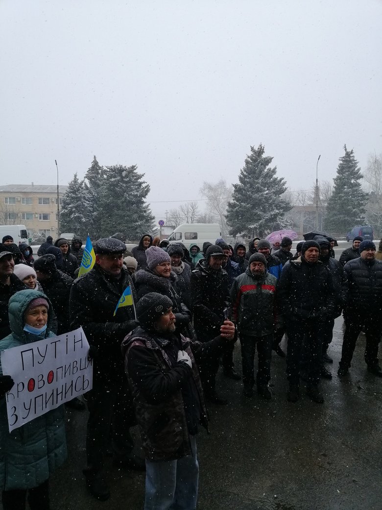 У захоплених окупантами Марківці та Білокуракиному на Луганщині відбулися проукраїнські мітінги 04