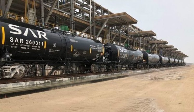 Альтернатива Ормузькій протоці: Саудівська Аравія буде перевозити товари залізницею