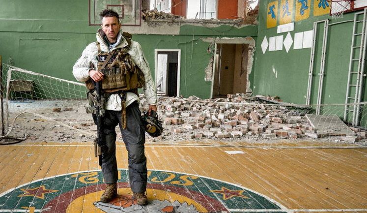 Зустрів війну в Дубаї, а зараз захищає Бахмут: тенісист Стаховський розповів про ситуацію в місті та обмін полонених вагнерівців. ВIДЕО