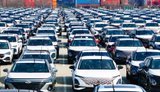 Євросоюз просить Китай добровільно обмежити експорт гібридних автомобілів