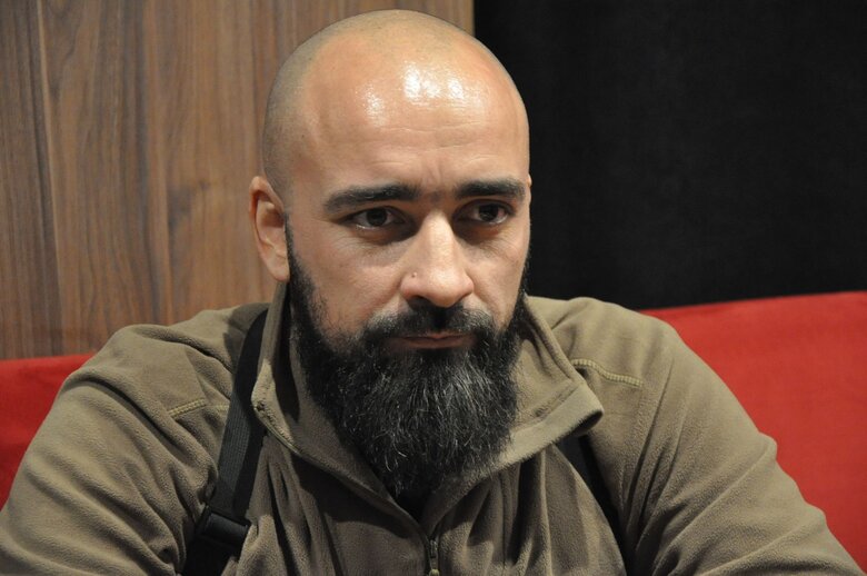 Герой України Сергій Пономаренко: Ця війна триватиме, допоки росія існуватиме в сучасних кордонах. Я свято вірю в те, що вона розпадеться. Вона повторить сценарій радянського союзу, питання тільки коли 02 Герой України Сергій Пономаренко: Ця війна триватиме, допоки росія існуватиме в сучасних кордонах. Я свято вірю в те, що вона розпадеться. Вона повторить сценарій радянського союзу, питання тільки коли 02