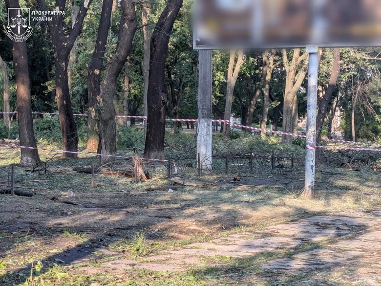 Росія вдарила ракетами по Одесі та Одеському району: двоє загиблих, 10 постраждалих, зруйновано СТО