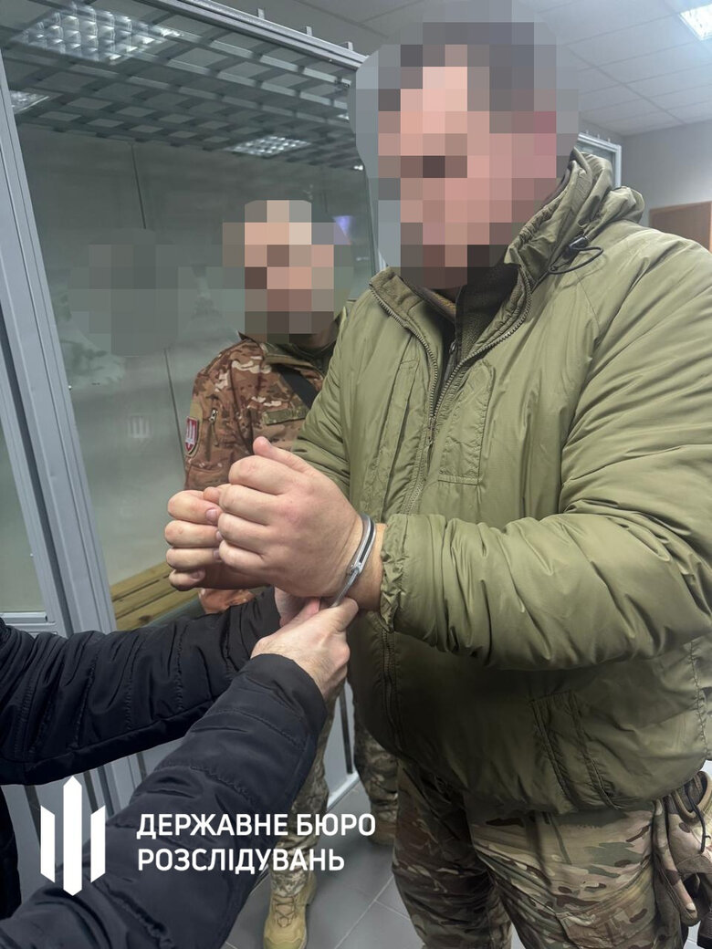 Бойові виплати за фіктивну участь в бойових діях