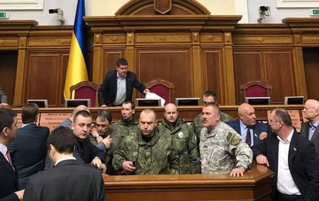 Комроты Нацполиции Юрий Голубан: Во время боя под Карловкой 23 мая я, наверное, находился в Харькове 02