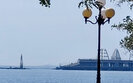 Окупанти будують укріплення біля Кримського мосту