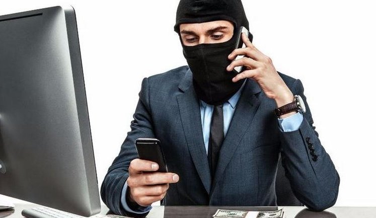Мошенники звонят руководителям предприятий от имени замглавы Госэкоинспекции и требуют взятки, - Малеваный