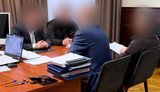 Адвокат намагався виманити 100 тис. доларів у підприємців