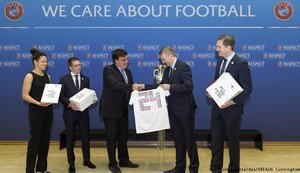 Германия и Турция хотят принимать Евро-2024