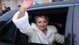 Тимошенко говорит, что стоит из-за Януковича в пробках по 40 минут, и что ему надо лечиться