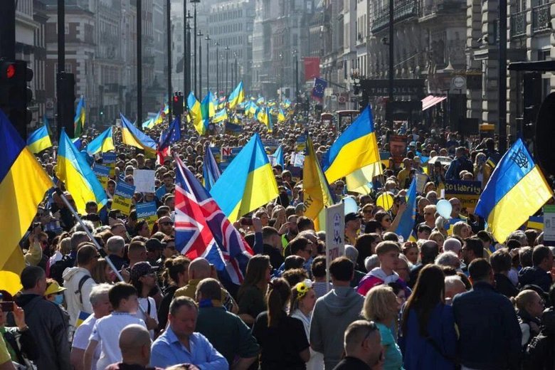 Дедалі більше людей у світі на боці України, - Зеленський 04