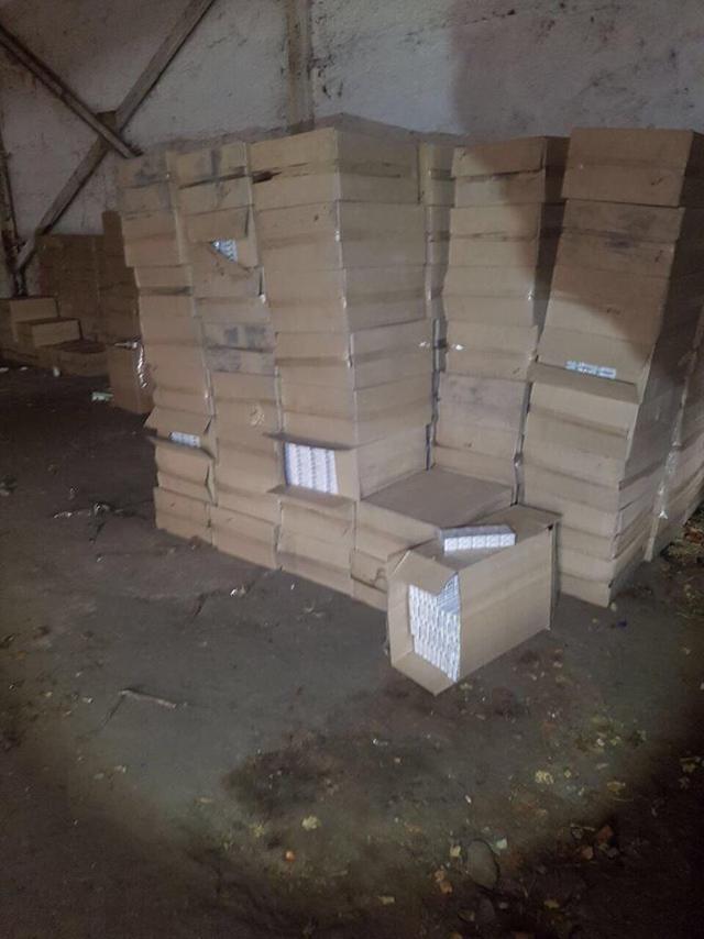 Налоговиками в Донецкой области перекрыт канал распространения фальсифицированных табачных изделий 02 Налоговиками в Донецкой области перекрыт канал распространения фальсифицированных табачных изделий 02