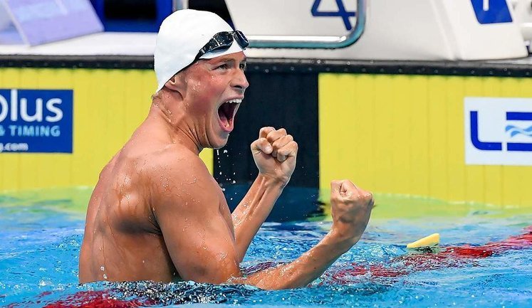 Плавець Романчук виборов перше срібло для України на Олімпіаді в Токіо