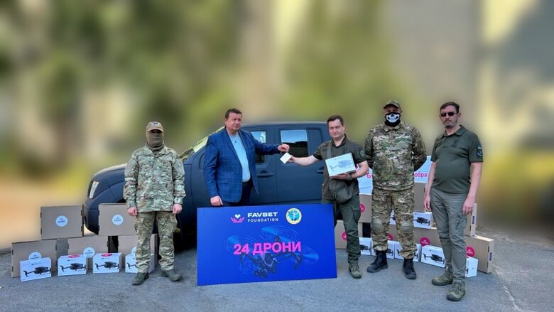 Подразделения ГУР получили еще 24 дрона по случаю 24-й годовщины Favbet 02