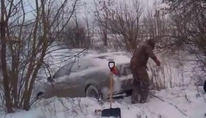 Спасатели освободили 28 автомобилей из снежных ловушек на Николаевщине, - ГосЧС. ВИДЕО