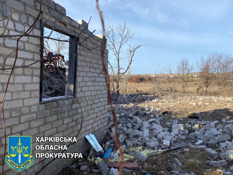 Рашисти обстріляли Куп’янщину, горів будинок, пошкоджено багатоповерхівку 05