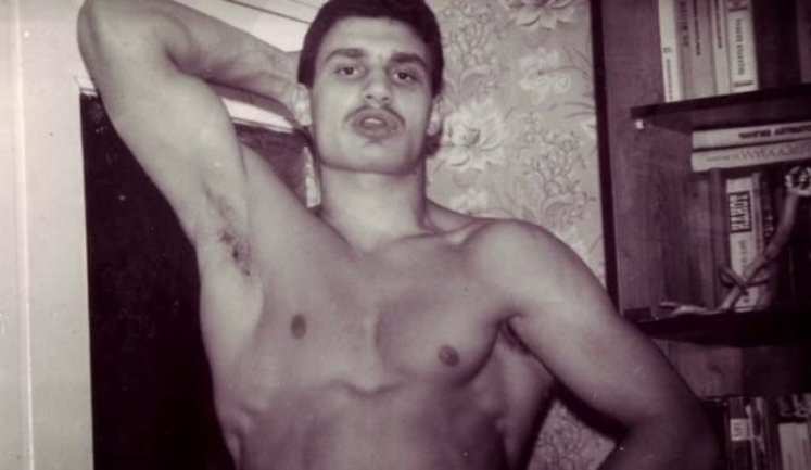 "Elvis Poroshenko, mustached Klitschko, and dark-haired Turchynov": Ukrainian politicians in young age. PHOTOS