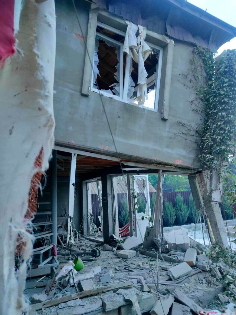 Наслідки ворожих обстрілів Херсонщини 17 Наслідки ворожих обстрілів Херсонщини 17