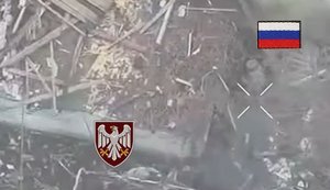 Paratrooper from 82nd Brigade eliminated two occupiers in firefight, one of whom was group commander. VIDEO