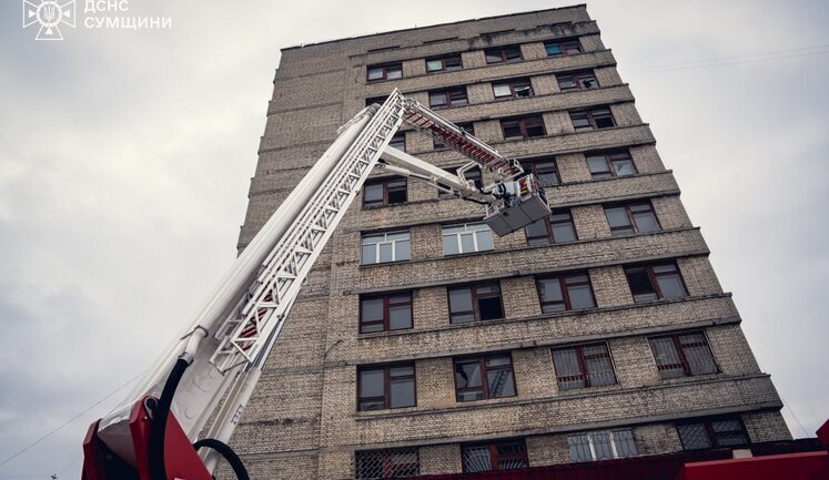 Rescuers eliminate consequences of Russian attack on dormitory in Sumy. VIDEO+PHOTOS