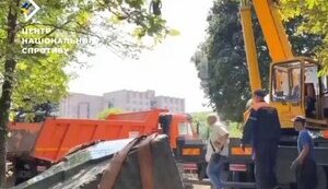 Знесення росіянами меморіал пам’яті жертв голодомору у Луганську