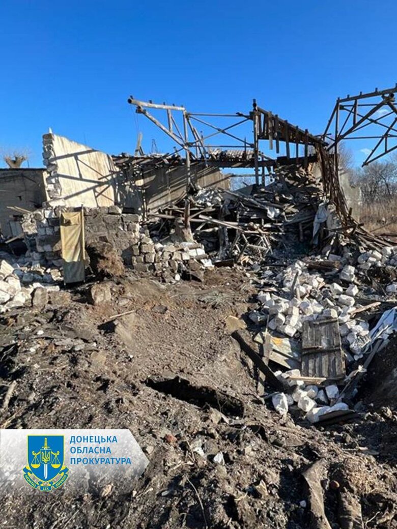 Occupiers attacked company in Toretsk, four women were wounded 01