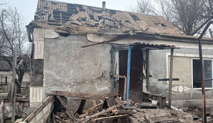 Через ворожі обстріли на Донеччині одна людина загинула, ще одна - поранена. ФОТОрепортаж