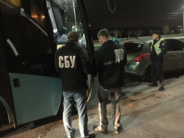 СБУ задержала в Бердянске прокурора за взятку в $10 тысяч 01