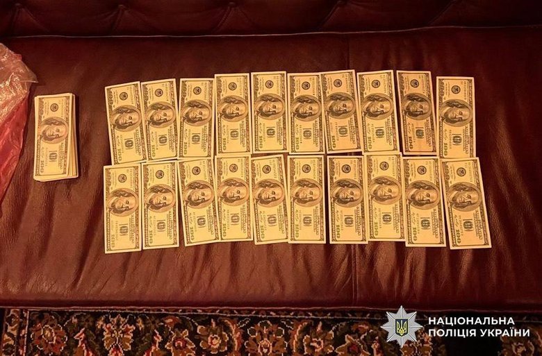 У Києві викрили ділка, який продавав фіктивні шлюби для демобілізації