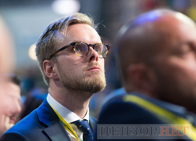 Зїзд Батьківщини висунув Тимошенко кандидатом у президенти України (оновлено) 07