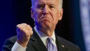 Байден официально стал кандидатом в президенты США от демократов