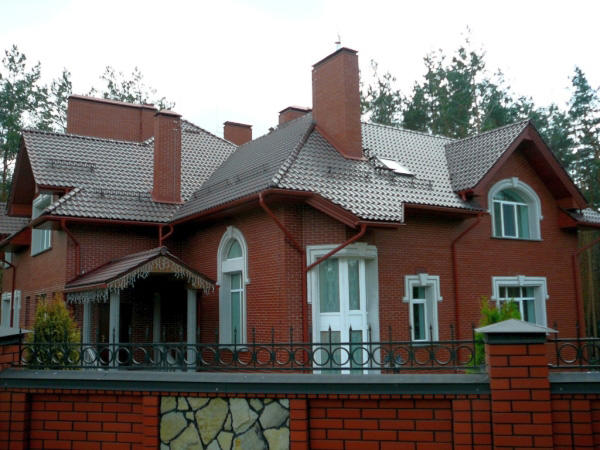 азаров