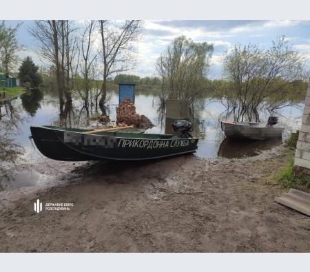 На Чернігівщині перекинувся човен, загинуло двоє прикордонників, - ДБР 03
