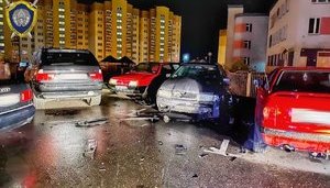 Автомобіль міліціонера із чорного списку опозиції підірвали в Гродні, - слідком Білорусі. ФОТОрепортаж