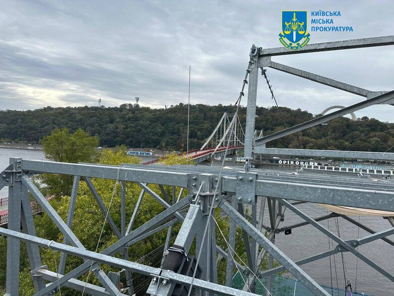 обрив троса на атракціоні в Києві