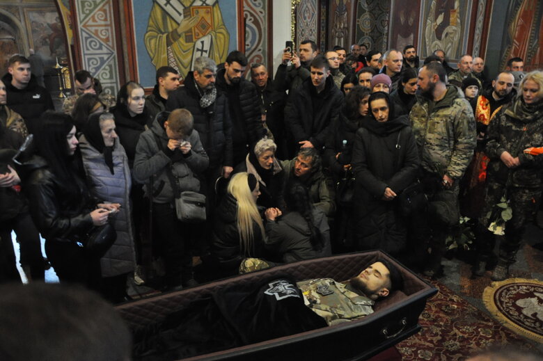 З Героєм України Дмитром Коцюбайлом (Да Вінчі) попрощалися в Києві 16