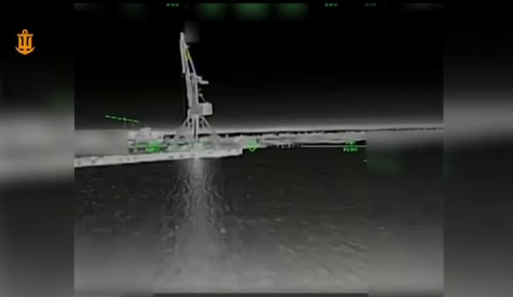 Navy specified that three "Pantsir" systems were destroyed in Crimea at once and infrastructure of Kirovske airfield was hit. VIDEO