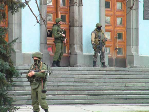 Как российские войска захватили Крым 27 февраля 2014 года. Цитаты российских военных и местных предателей 04