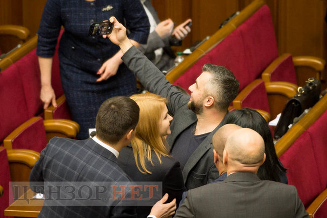 Депутати 14 січня ухвалили заяву щодо авіакатастрофи в Ірані, проголосували низку законів і припинили повноваження Венедіктової, - день роботи ВР 06