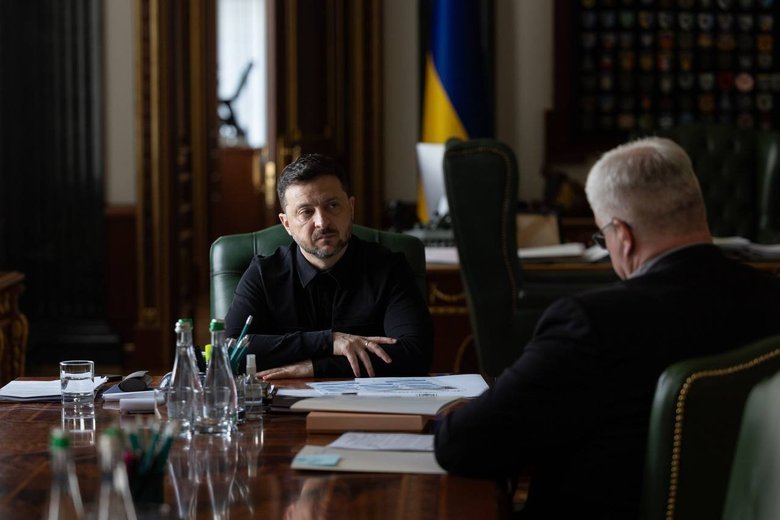 Зеленський провів нараду із Сибігою: що відомо?