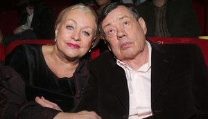 Обычный фашиствующий имперец. Не надо придумывать отмазки, - Бабченко о взглядах Караченцова про военную агрессию России