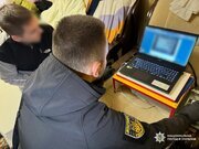 Кіберполіція затримала мешканця Вінниці, який заволодів майже мільйоном гривень з рахунку матері загиблого воїна