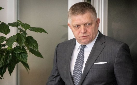 Фіцо збирається обговорити з фон дер Ляєн компенсацію за допомогу Україні