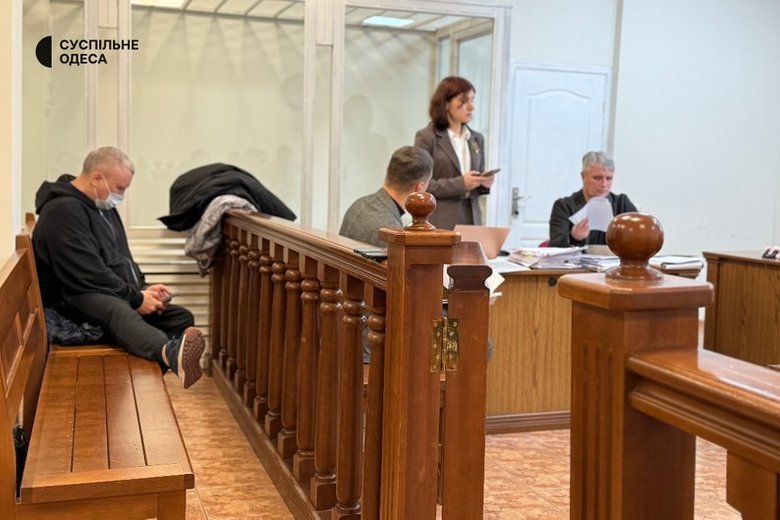 Адвокати Євгена Борисов на засіданні у Приморському райсуді Одеси, 20.10.2025. Суспільне Одеса