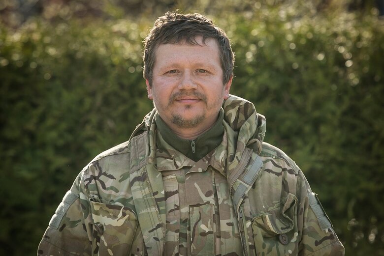 Денис Попов: Бої на Київщині запам’яталися великою кількістю решток тіл окупантів, розкиданих навколо, та безліччю спаленої, знищеної та покинутої техніки загарбників 06