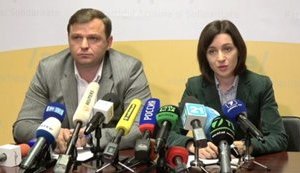 Молдавскую оппозицию подозревают в связях с Россией и государственной измене